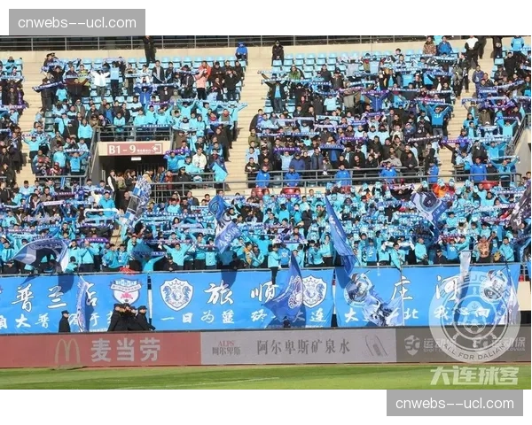 南特球迷纵火案后续：俱乐部被罚空场作战一轮影响保级票房
